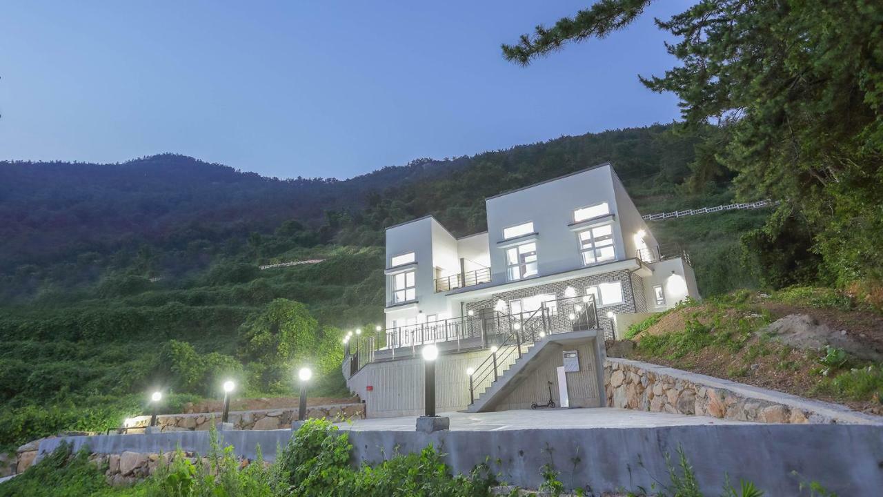 Oneday Namhae Villa Exterior foto